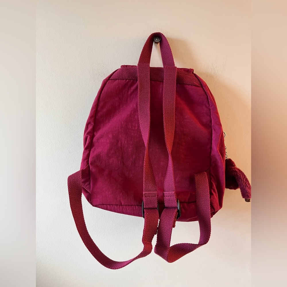 Kipling Lovebug small backpack with monkey keychain - Picture 5 of 9
